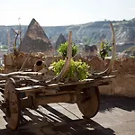 Kelebek Cave 3*