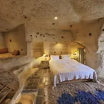 Kelebek Cave Göreme