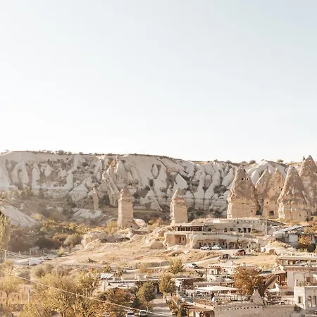 Kelebek Special Cave & فندق غوريمِيه