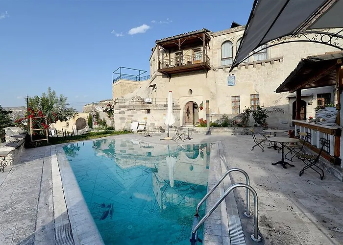 Kelebek Cave 酒店 3*